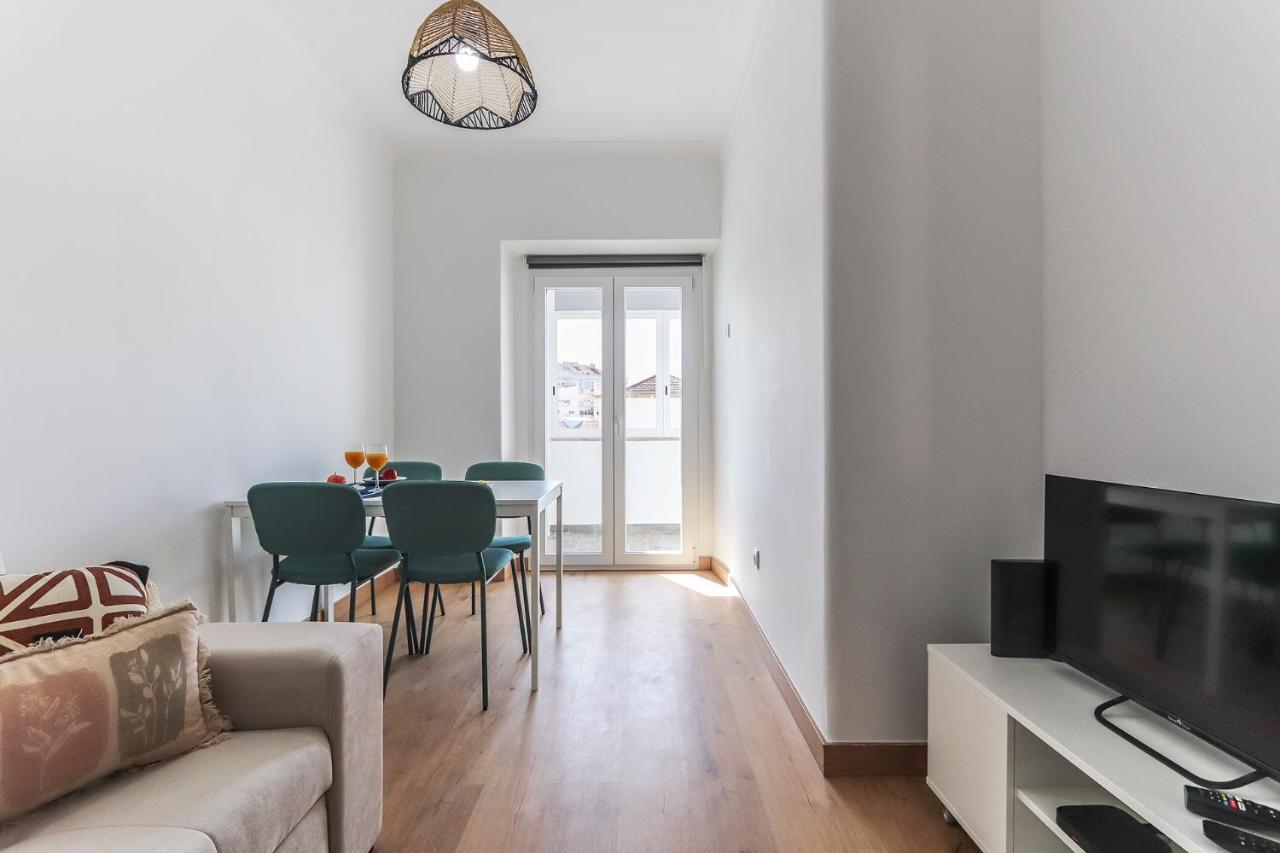 Vita Portucale ! Almada Balcony Екстериор снимка